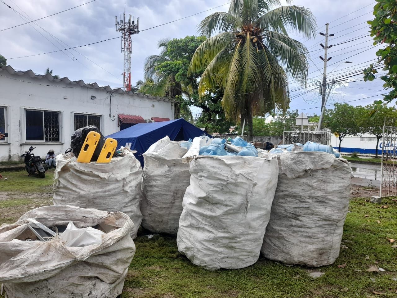 ECOISLAS SAI SAS BIC: gallery photo 2